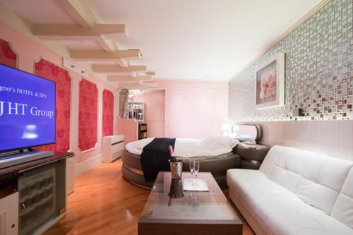 HOTEL PERRIER (Adult Only) - Facilities and Amenities