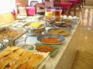 Hotel Ronshan Sapporo - Hotel Facilities and Services