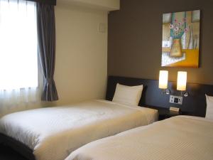 Hotel Route-Inn Kitakyushu-Wakamatsu Ekihigashi - Room Options