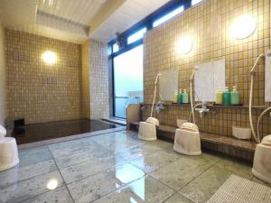 Hotel Route-Inn Obihiro Ekimae - Accommodation and Room Features