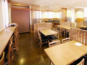 Hotel Route-Inn Suwa Inter - Dining and Cuisine Options