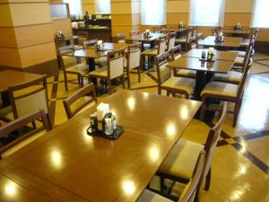 Hotel Route-Inn Yukuhashi - Accessibility and Facilities