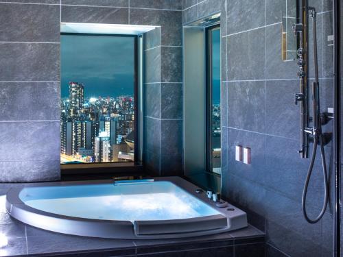 Hotel Royal Classic Osaka - Room Types and Amenities