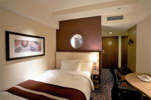 Hotel Ryumeikan Tokyo - Room Types and Amenities