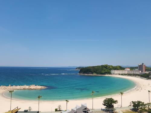 Hotel Sanrakuso - Accommodations Offered