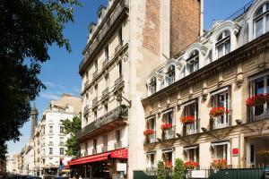 Hotel & Spa De Latour Maubourg - Location and Accessibility