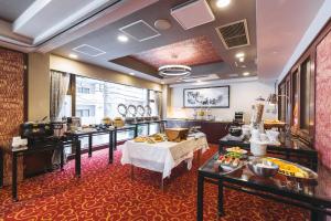 Hotel Sun White - Nearby Attractions and Landmarks