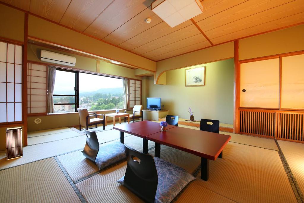 Hotel Taiko - Dining Options