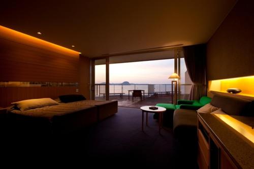 Hotel Uohan - Accommodations and Amenities