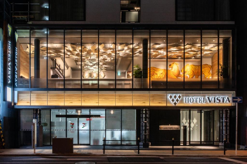 Hotel Vista Osaka Namba - Location and Accessibility