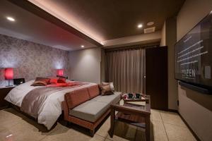 HOTEL ZEN Eight Wings - Proximity to Landmarks