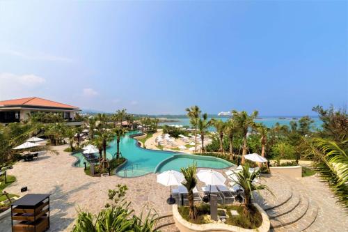 Hyatt Regency Seragaki Island Okinawa - Accommodations