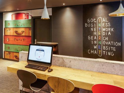 Ibis London Heathrow Airport - Room Features