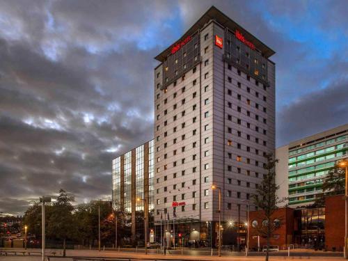 Ibis London Wembley - Dining Options