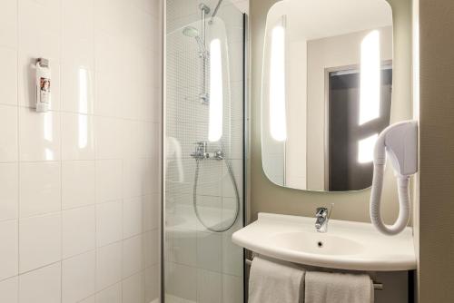 Ibis Massy - Hotel Overview