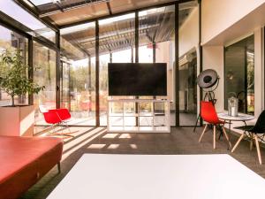 Ibis Paris Marne La Vallée Emerainville - Room Types and Features