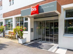 Ibis Paris Meudon Velizy - Location and Accessibility