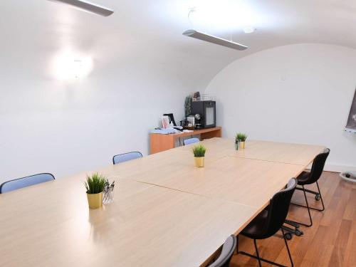 Ibis Paris Opera La Fayette - Location and Accessibility