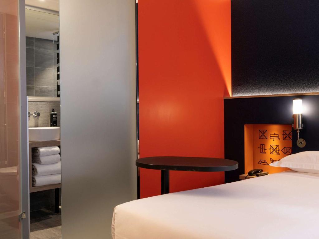 Ibis Styles Bourg La Reine - Comprehensive Facilities and Services