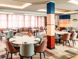 Ibis Styles Bournemouth - Dining Options and Menus