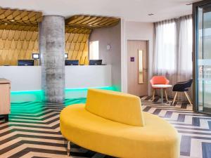 Ibis Styles London Heathrow Airport - Room Amenities and Features
