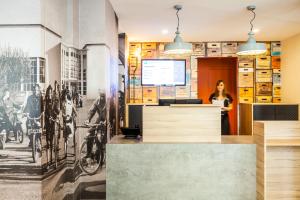 Ibis Styles Paris Mairie De Clichy - Amenities and Services