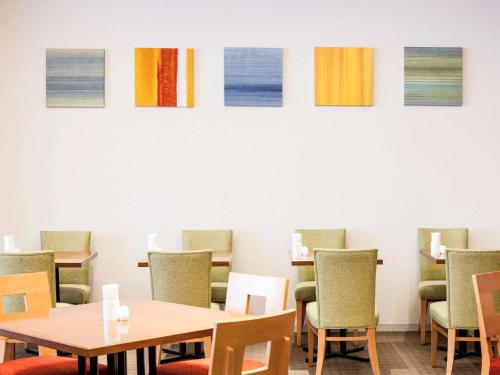 Ibis Styles Sapporo - Dining Options