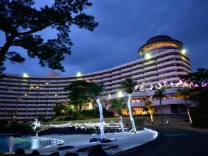 Ibusuki Iwasaki Hotel - Dining and Facilities
