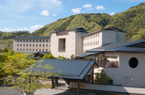 Iizaka Onsen Surikamitei Ohtori - On-Site Facilities