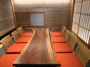 Ikeda Onsen Ryokan Tachikawa Review - Amenities and Services