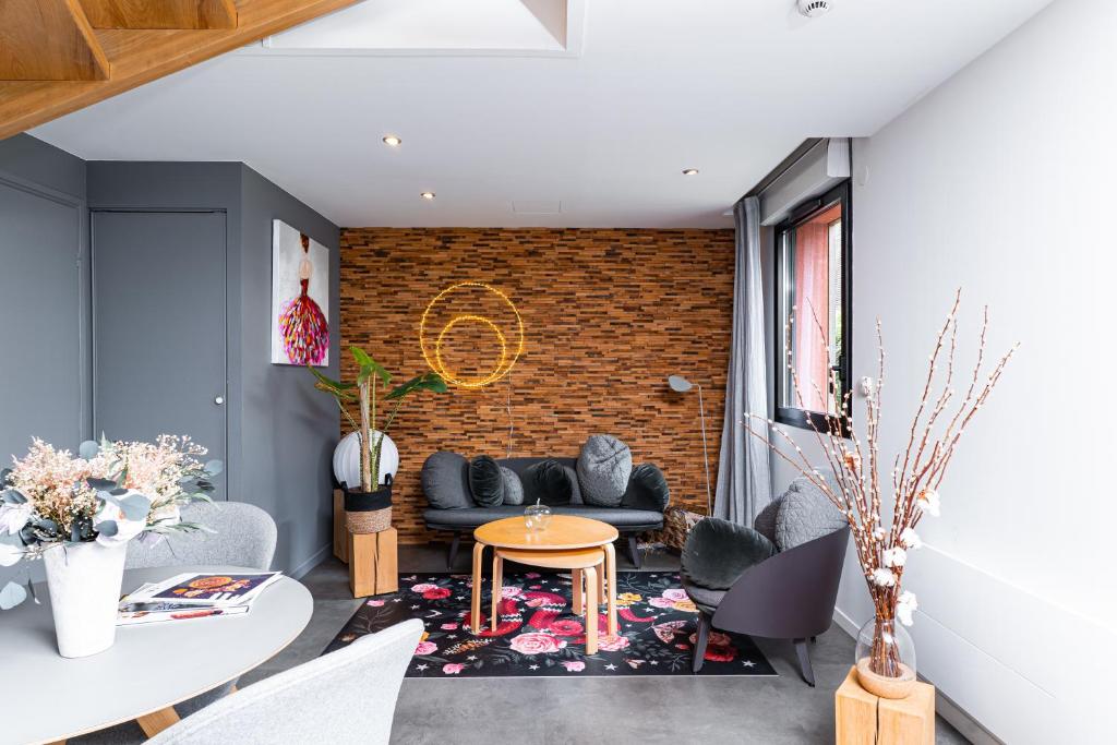 In Margin - Rooms and Accommodations