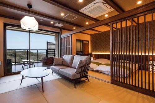 Kakimotoya - Amenities and Services