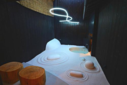 Kiraku Kyoto Aneyakoji - Room Features