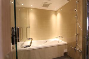 KOKO HOTEL Residence Asakusa Tawaramachi - Family-Friendly Amenities