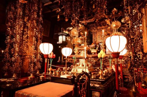 Koyasan Shukubo Yochiin - Koyasan Pilgrimage Lodge - Shared Facilities and Amenities