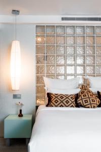 Kube Hotel Paris - Accommodation Options