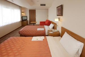 Kumegawa Wing Hotel - Guest Reviews and Ratings