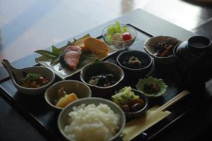 Kutsurogian - Guest Experience Highlights