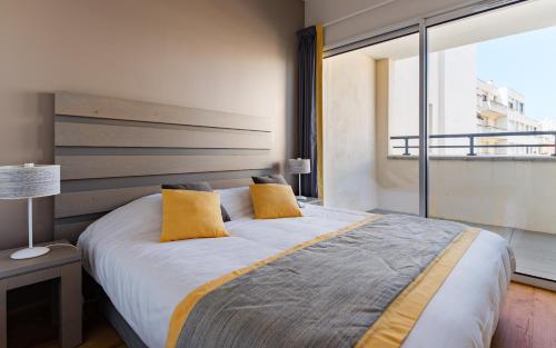 Lagrange Holidays The Patios Eugénie - Amenities and Facilities