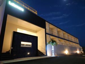 Lalamare Kouri - Location Highlights
