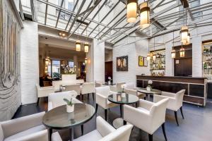 Le A Hotel Review: A Parisian Gem - Guest Feedback and Ratings