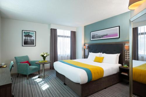 Leonardo Hotel Brighton - Dining and Culinary Offerings