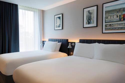 Leonardo Hotel Bristol City - Room Types and Amenities