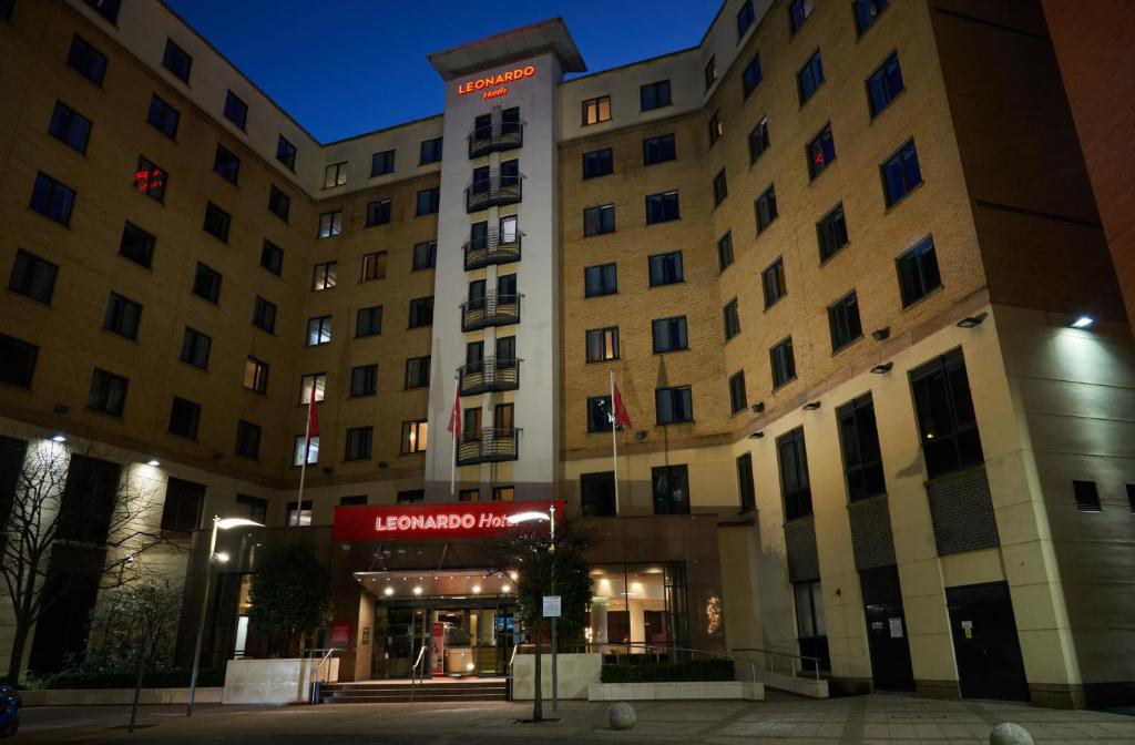 Leonardo Hotel Newcastle - Comfortable and Well-Equipped Rooms