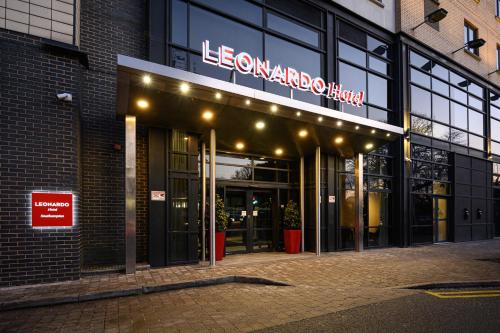 Leonardo Hotel Southampton - Room Accommodations
