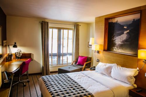 Lodge at Bristol - Dining Options