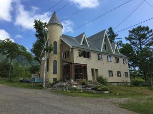 Lodge Romulus - Guest Ratings and Reviews