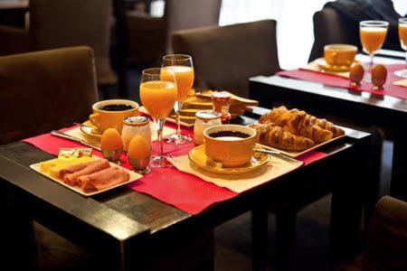 Louvre Tonic Hotel - Prime Location and Transportation