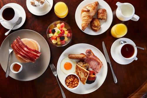 Macdonald Elmers Court Hotel - On-site Amenities