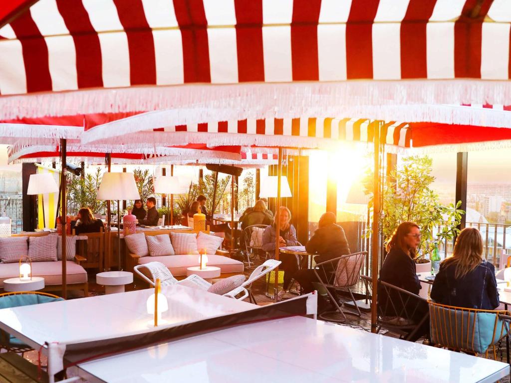 Mama Shelter Paris West - Dining and Guest Experience